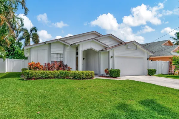 $3,500 | 6149 Foster Street, Jupiter, FL 33458
