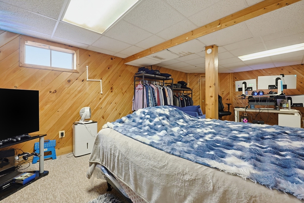 17 Bolton Street Worcester, MA 01604 - Photo 24 of 27