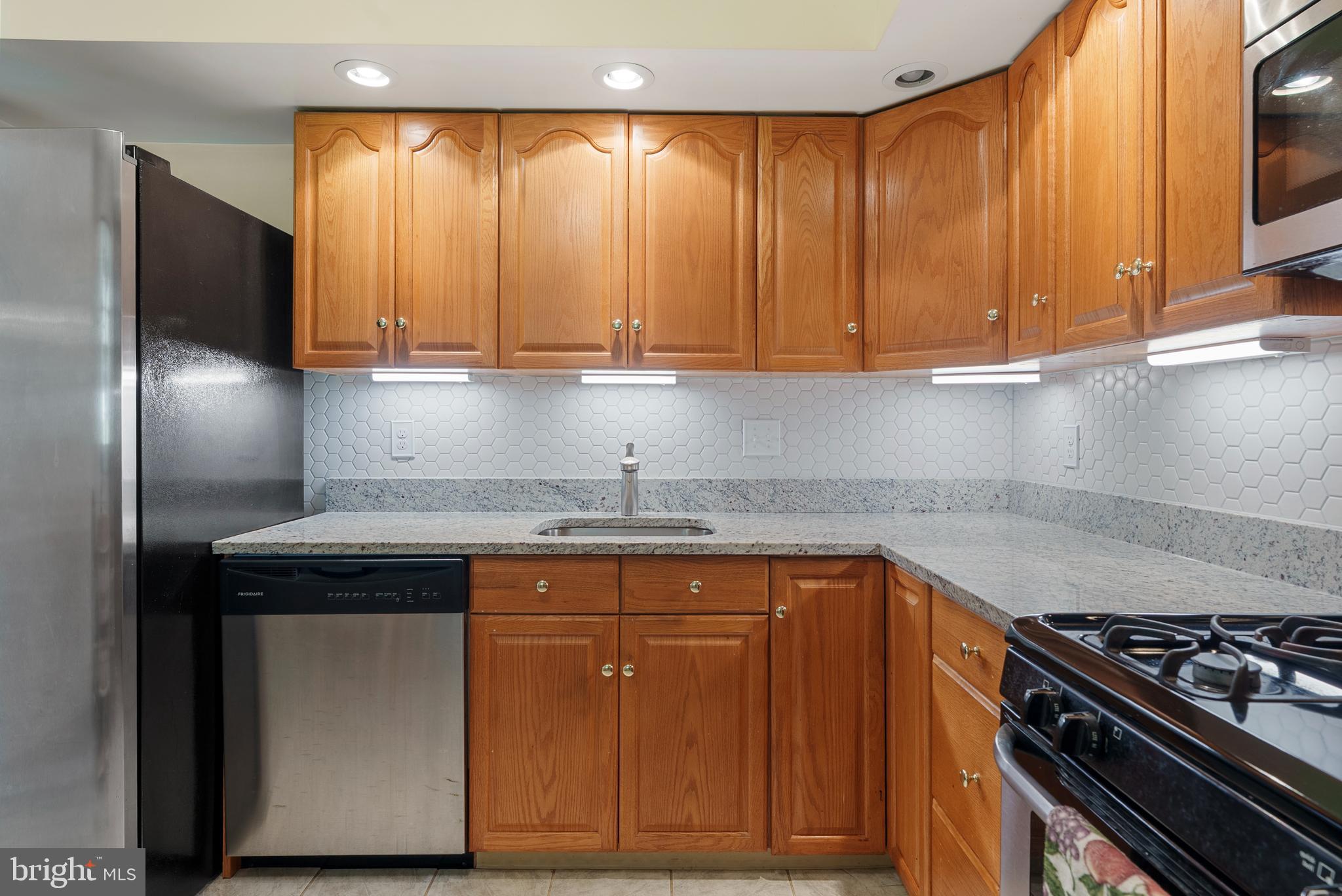 2321 Holyoke Road Rosedale, MD 21237 - Photo 14 of 34