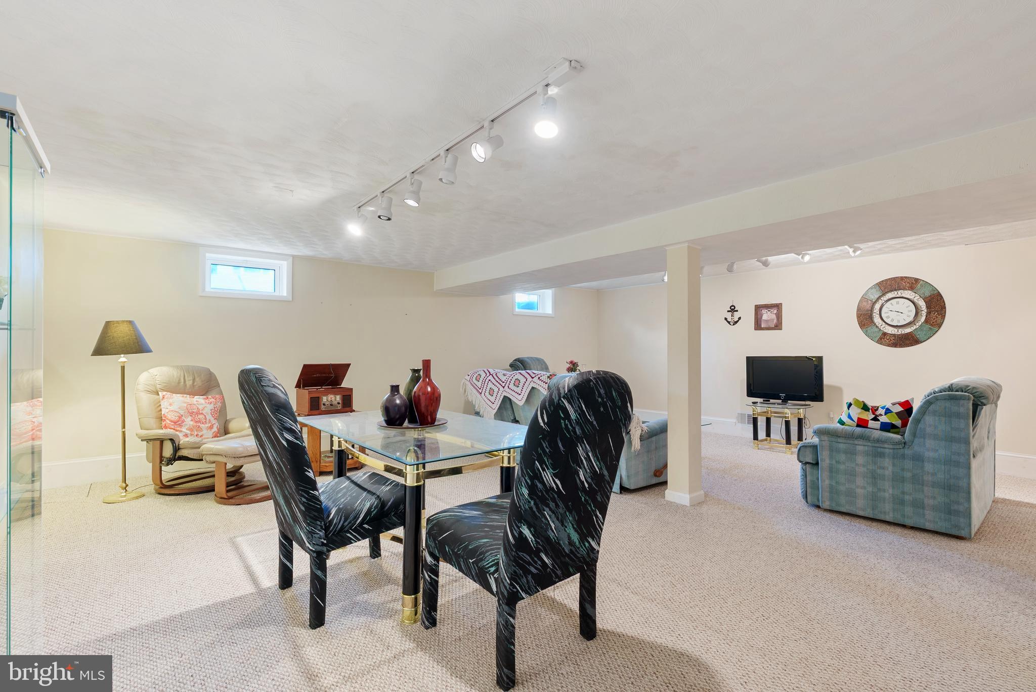 2321 Holyoke Road Rosedale, MD 21237 - Photo 25 of 34