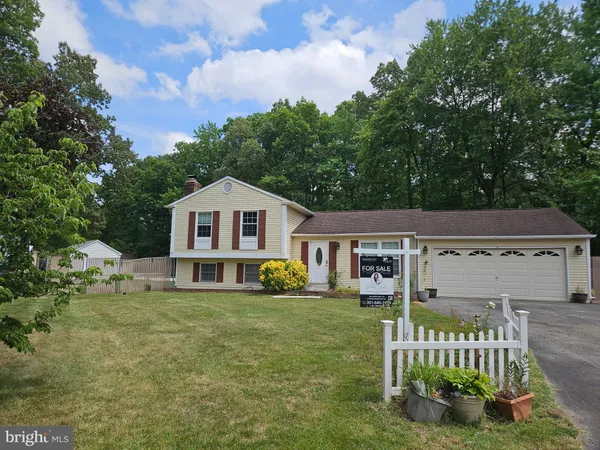$443,500 | 12615 Indian Lane, Waldorf, MD 20601