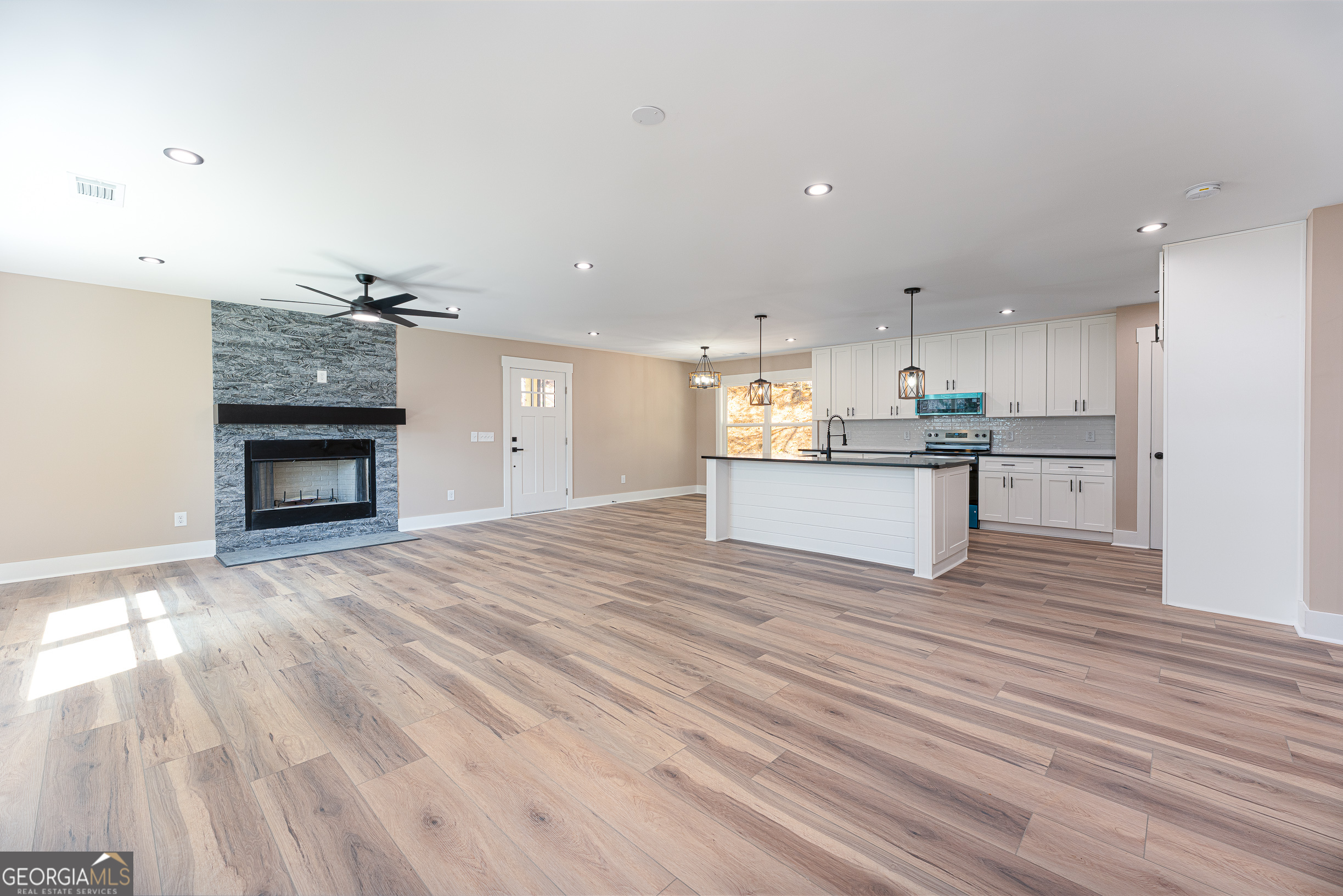 1870 Pat Colwell Road Blairsville, GA 30512 - Photo 6 of 32