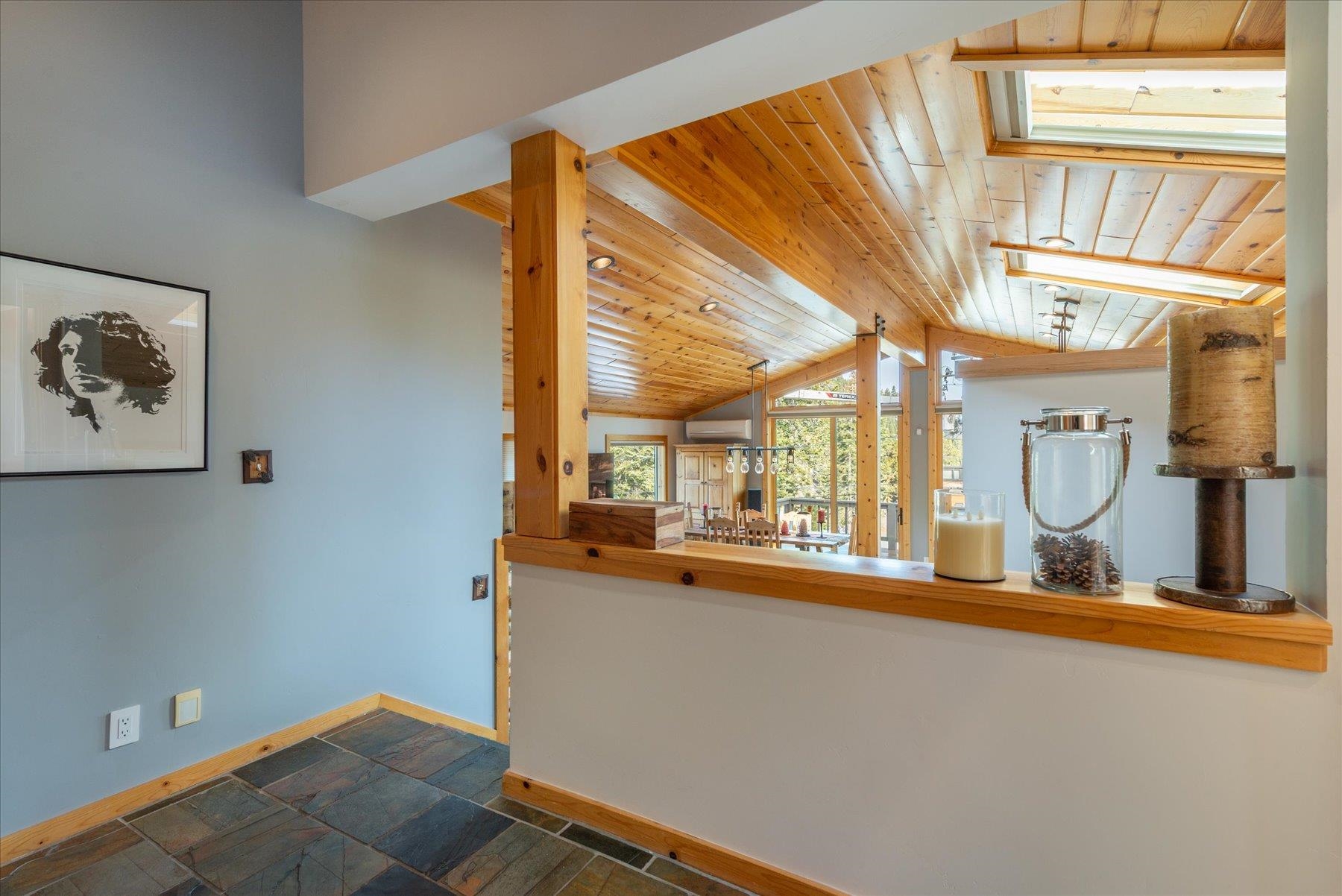 1580 Upper Bench Road Alpine Meadows, CA 96146 - Photo 4 of 28