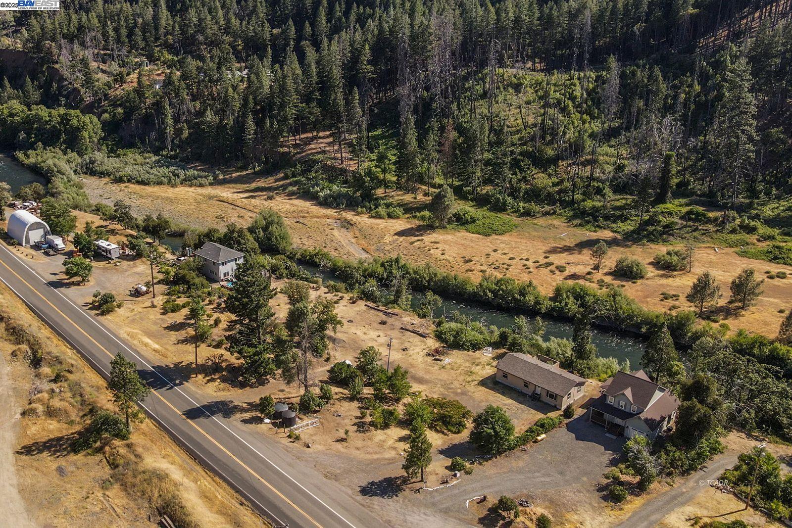 38500 Highway 299 Junction City, CA 96048 - Photo 41 of 49 a view of a yard with wooden fence
