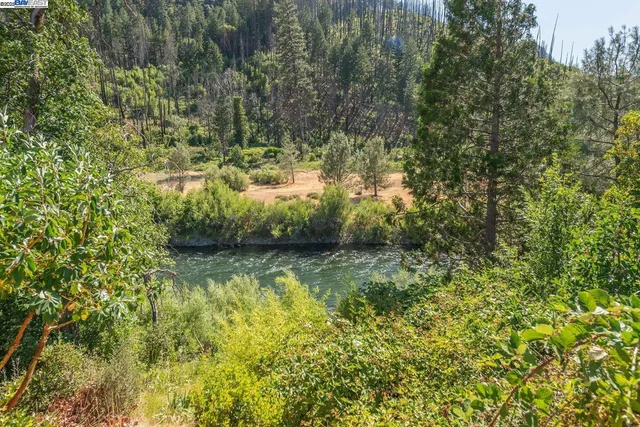 $279,000 | 38500 Highway 299, Junction City, CA 96048