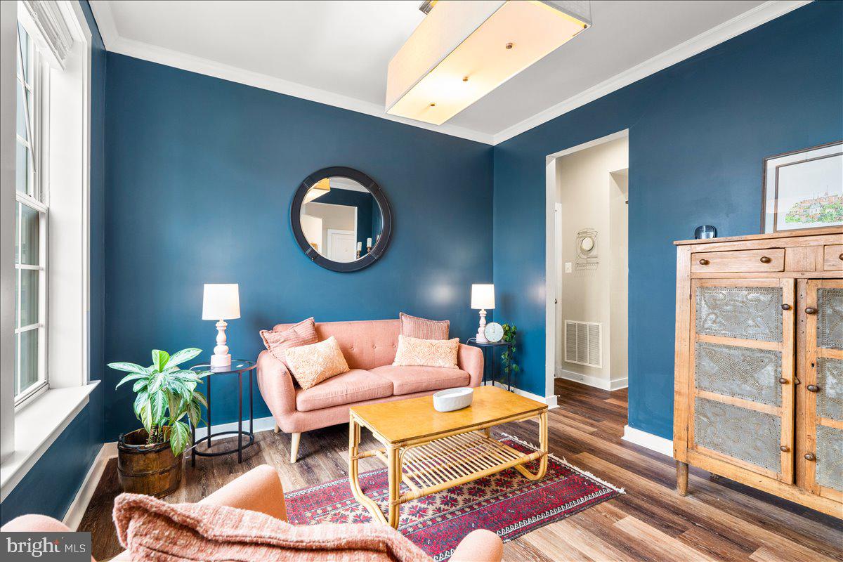 1010 Saxton Drive Frederick, MD 21702 - Photo 16 of 51 Formal sitting area or play room
