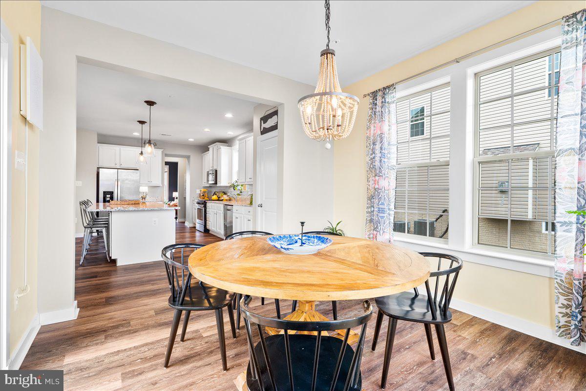 1010 Saxton Drive Frederick, MD 21702 - Photo 20 of 51 Dining room