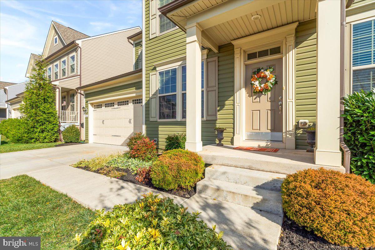 1010 Saxton Drive Frederick, MD 21702 - Photo 2 of 51 Welcoming Front Porch