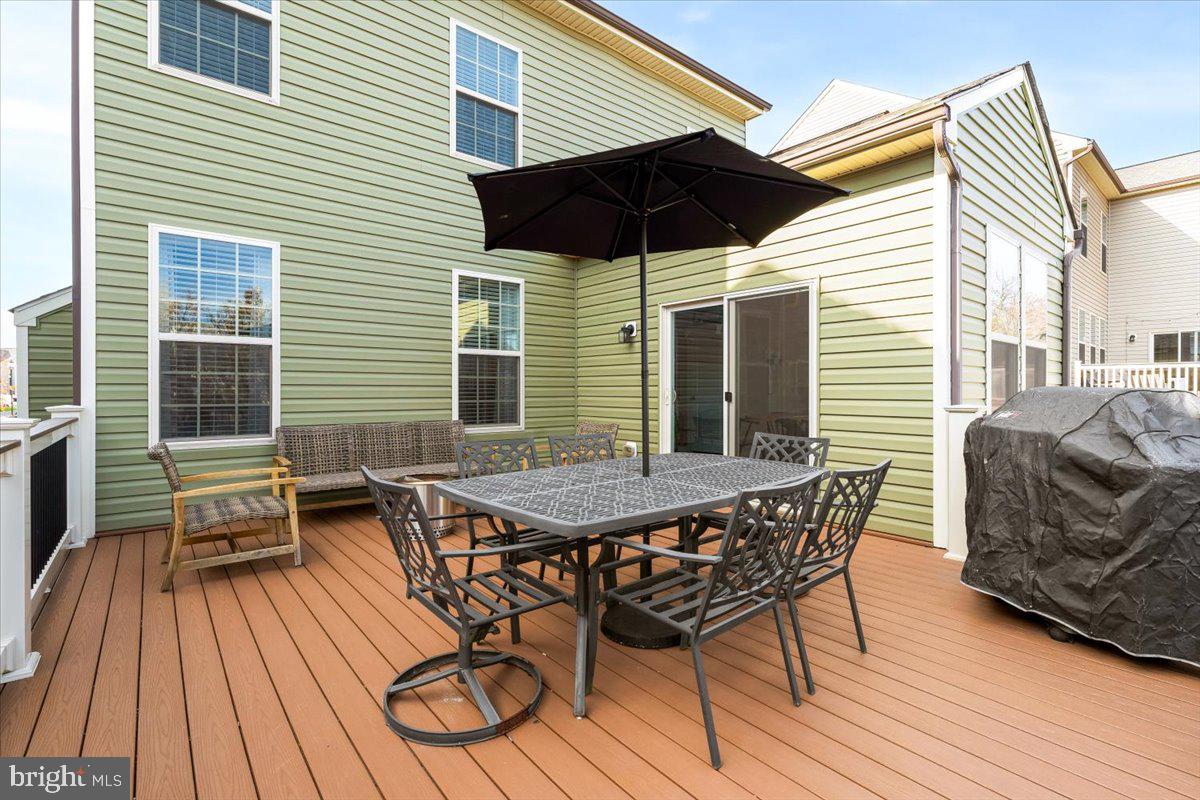 1010 Saxton Drive Frederick, MD 21702 - Photo 42 of 51 Maintenance Free Deck