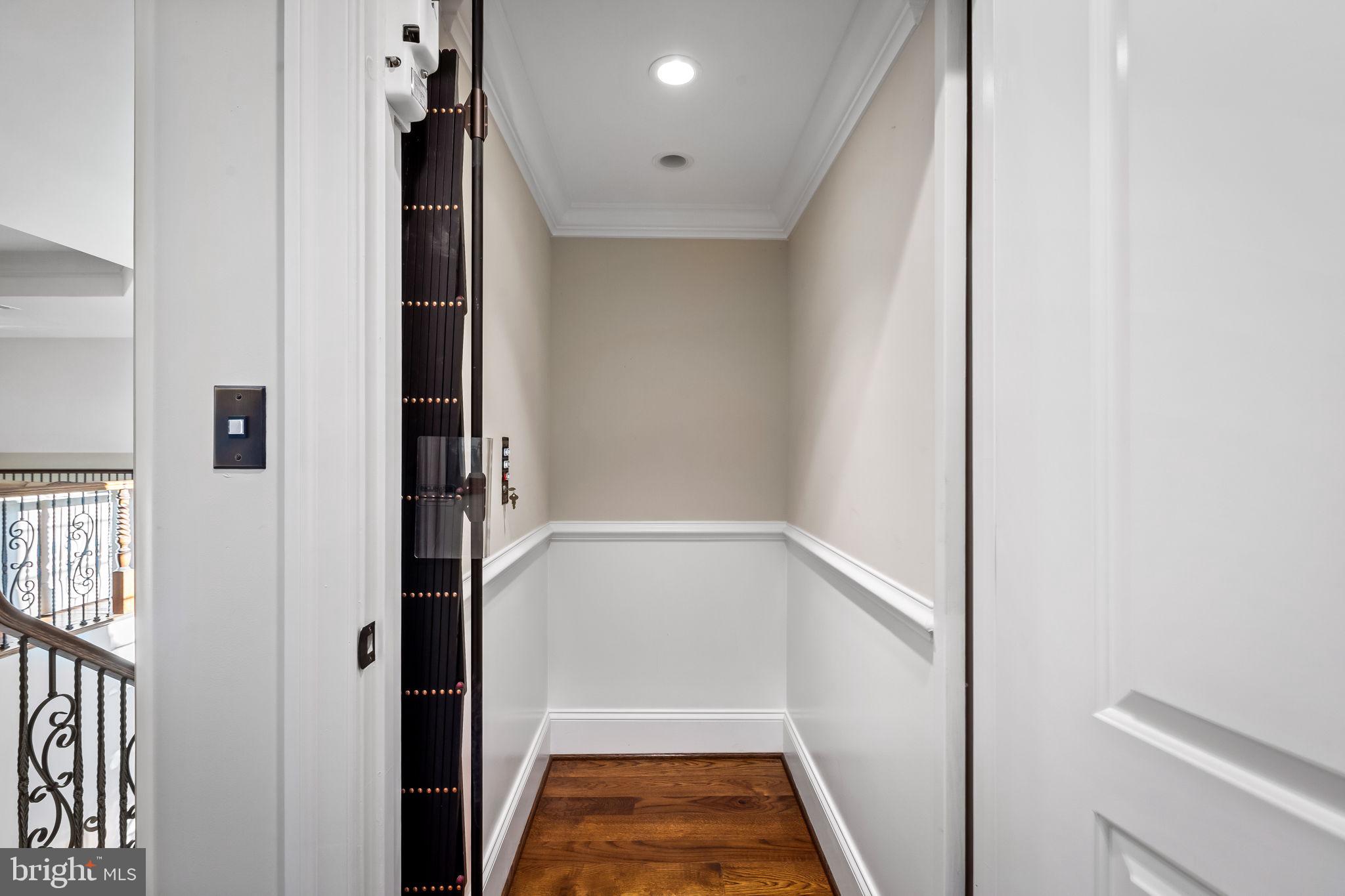 905 Hayfields Road Cockeysville, MD 21030 - Photo 48 of 69 Home elevator