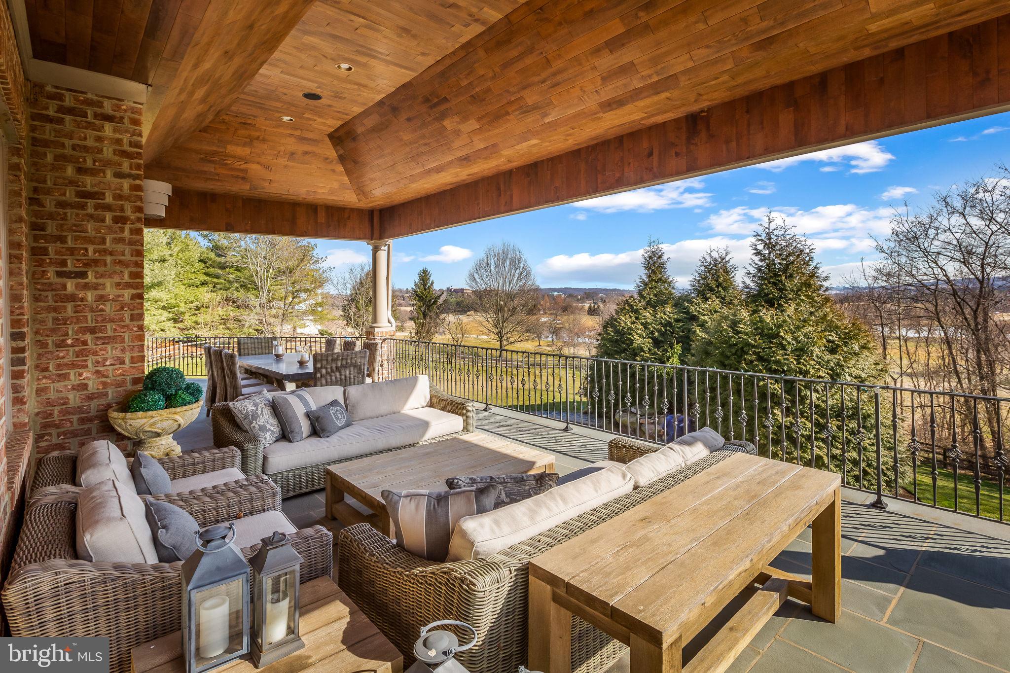 905 Hayfields Road Cockeysville, MD 21030 - Photo 7 of 69 Covered bluestone terrace