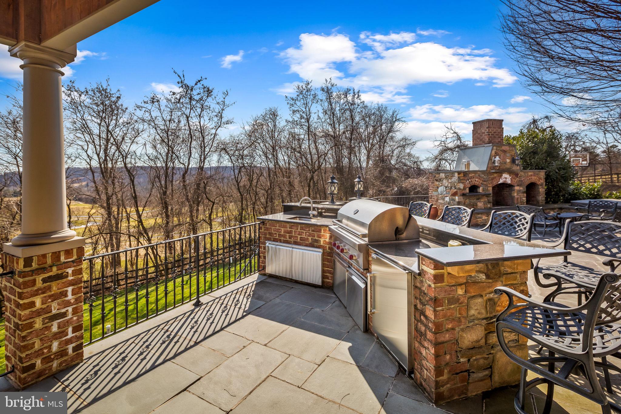 905 Hayfields Road Cockeysville, MD 21030 - Photo 10 of 69 Host unforgettable gatherings