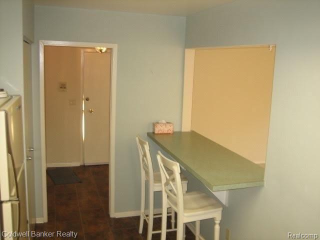 2015 Klingensmith Road, Unit 54 Bloomfield Hills, MI 48302 - Photo 4 of 22