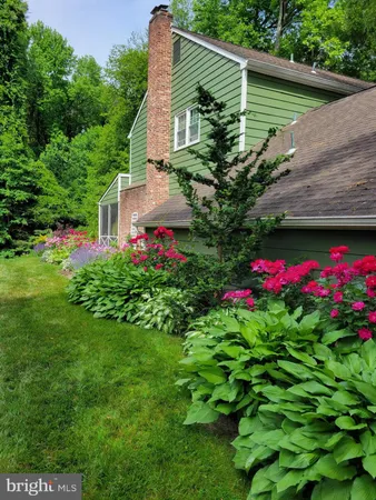 $525,000 | 1353 Vallee Drive, West Deptford, NJ 08096