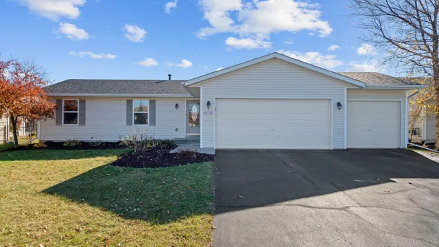 $240,000 | 658 Cassandra Way, South Beloit, IL 61080