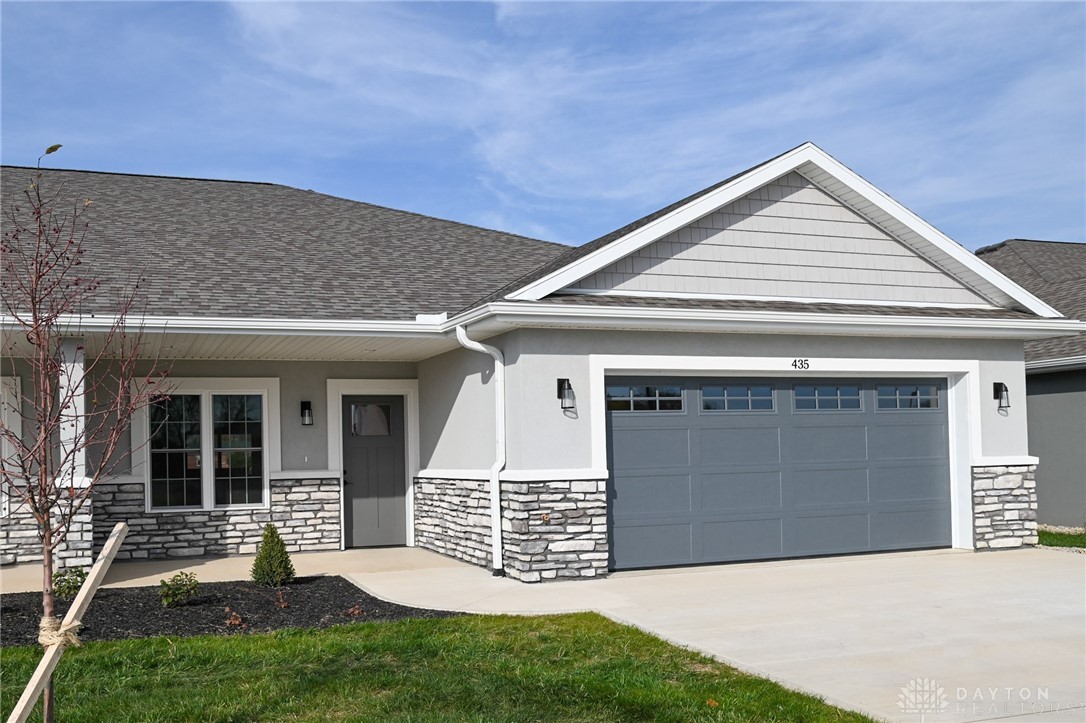 435 Reed Avenue Versailles, OH 45380 - Photo 3 of 32