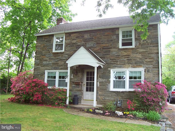 222 Beechwood Road Springfield, PA 19064 - Photo 2 of 14 Exterior Front