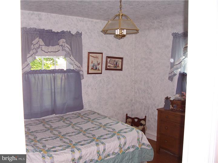 222 Beechwood Road Springfield, PA 19064 - Photo 11 of 14 Bedroom 3