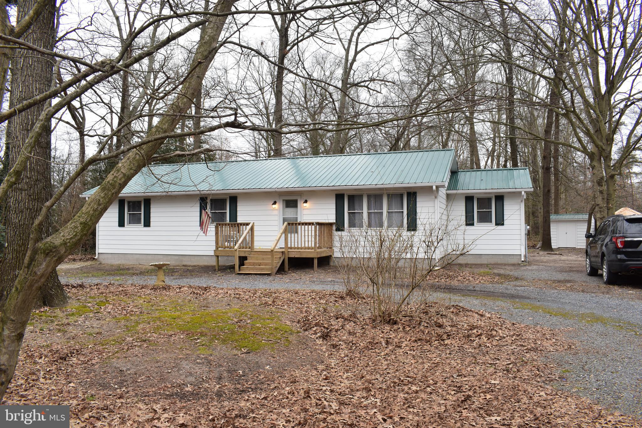 26075 Fox Grape Road Greensboro, MD 21639 - Photo 1 of 35 Circular Drive Front Exterior