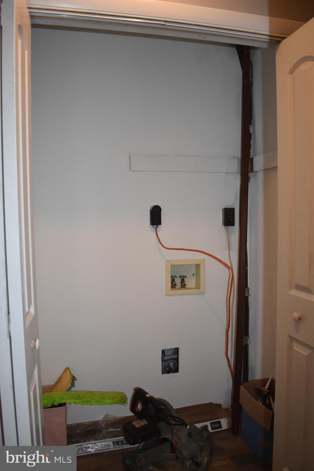 26075 Fox Grape Road Greensboro, MD 21639 - Photo 22 of 35 2nd Laundry Area in the Hallway