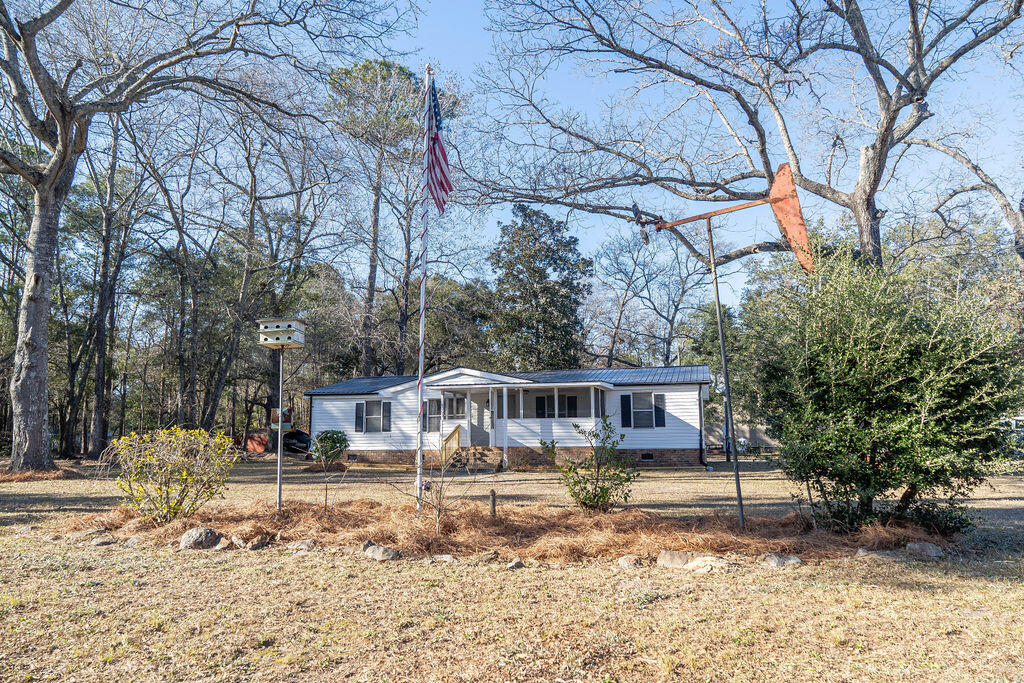 321 North Mano Street Moncks Corner, SC 29461 - Photo 4 of 36 DSC01642-HDR-6