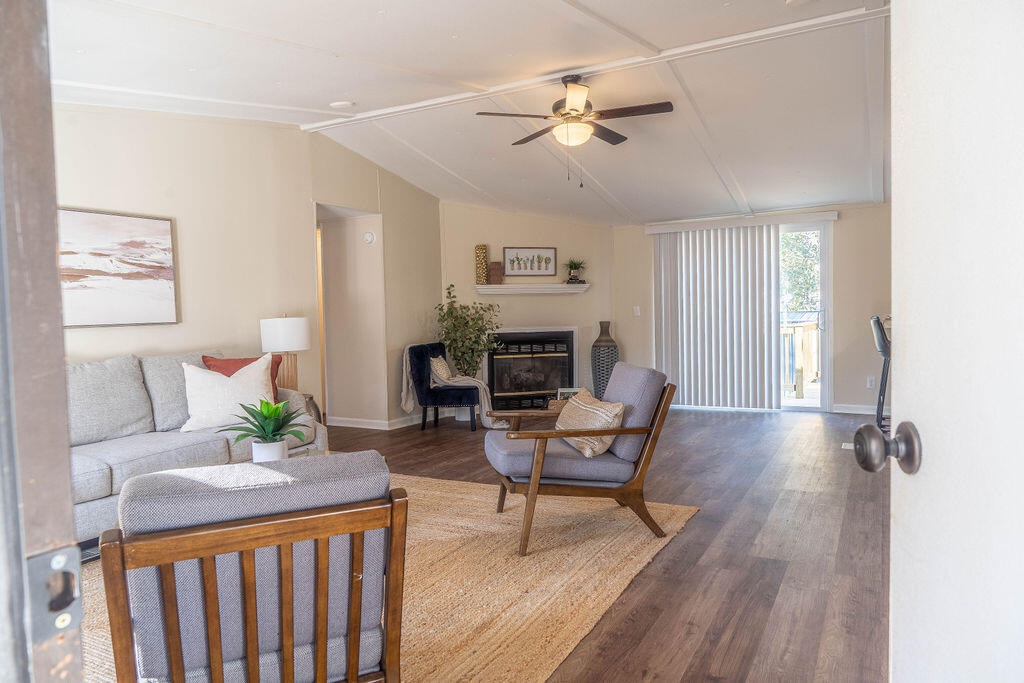 321 North Mano Street Moncks Corner, SC 29461 - Photo 9 of 36 DSC01653-HDR-10