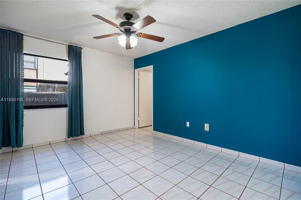 $2,700 | 495 West Park Drive, Unit 101, Miami, FL 33172