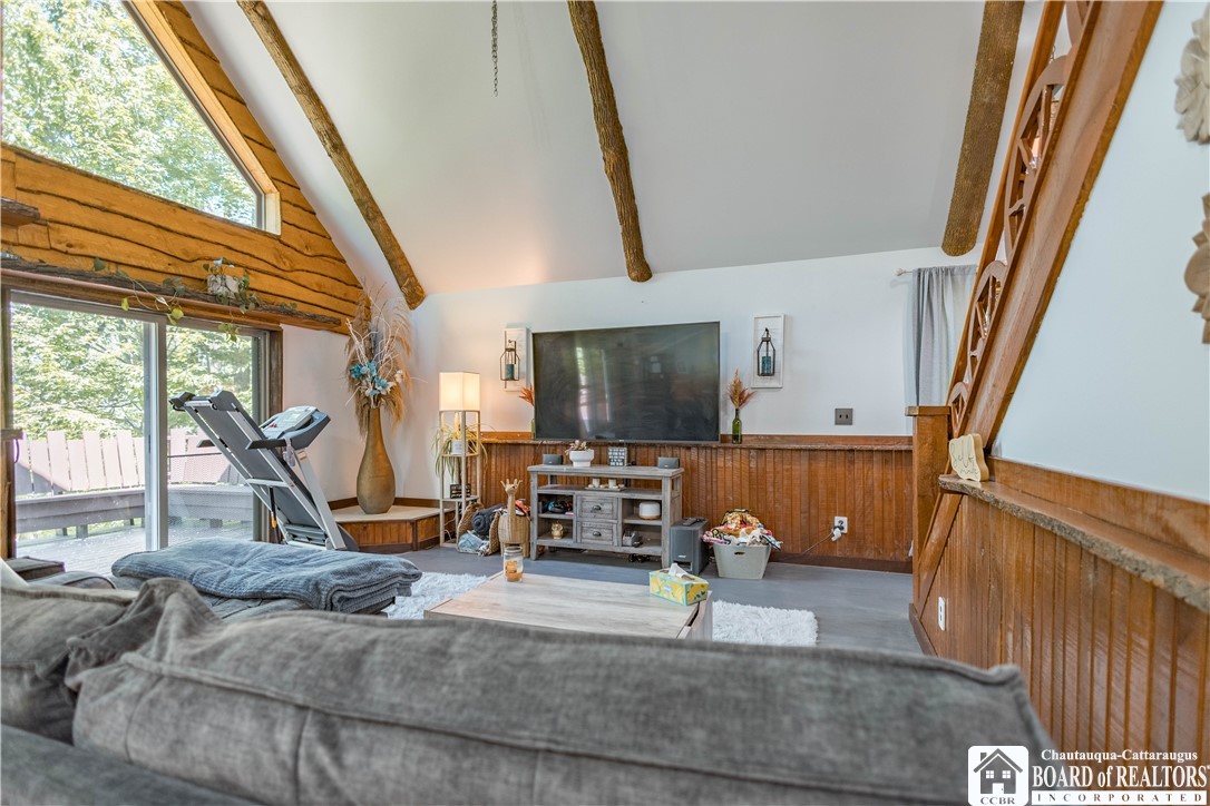 39 Forestville Road Hanover, NY 14136 - Photo 18 of 45 living room