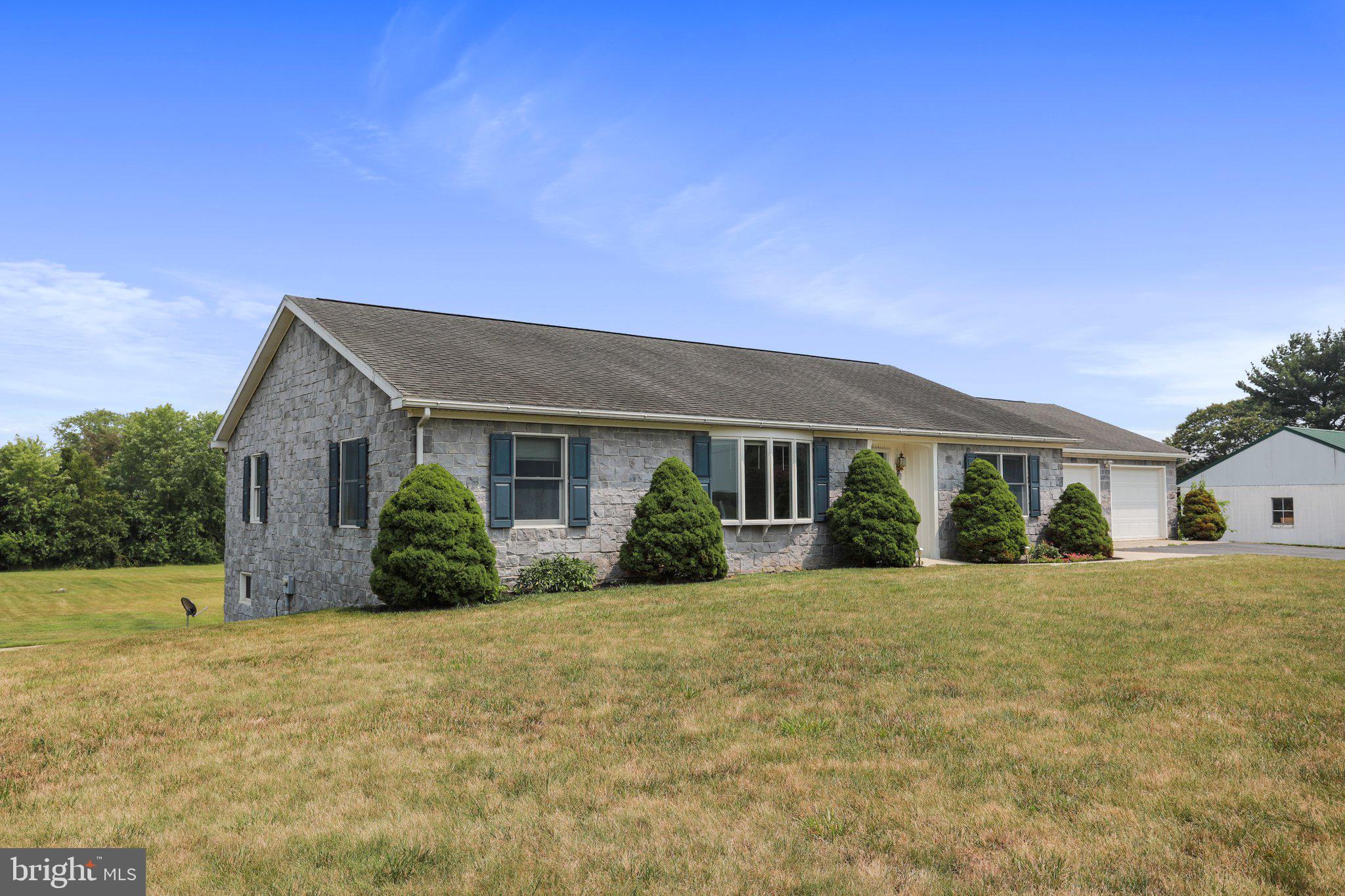 12927 Point Salem Road Hagerstown, MD 21740 - Photo 2 of 57 Gallery Image 2