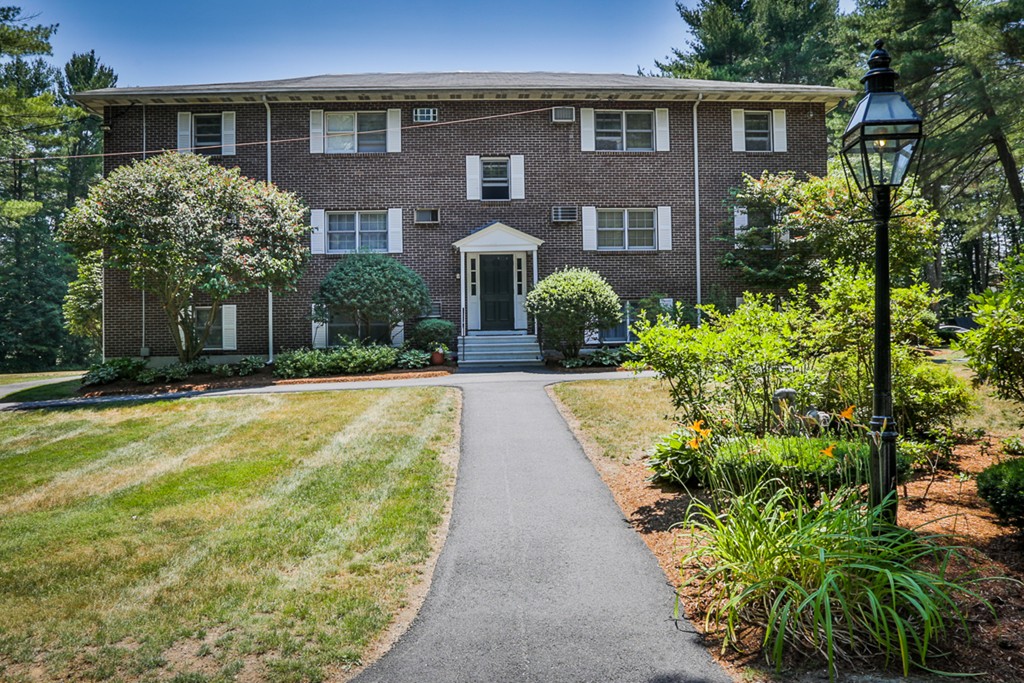 420 Great Road, Unit C8 Acton, MA 01720 - Photo 2 of 18 Gallery Image 2