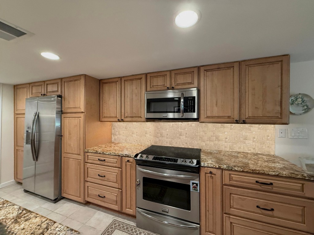 3041 Sea Marsh Road Fernandina Beach, FL 32034 - Photo 10 of 37