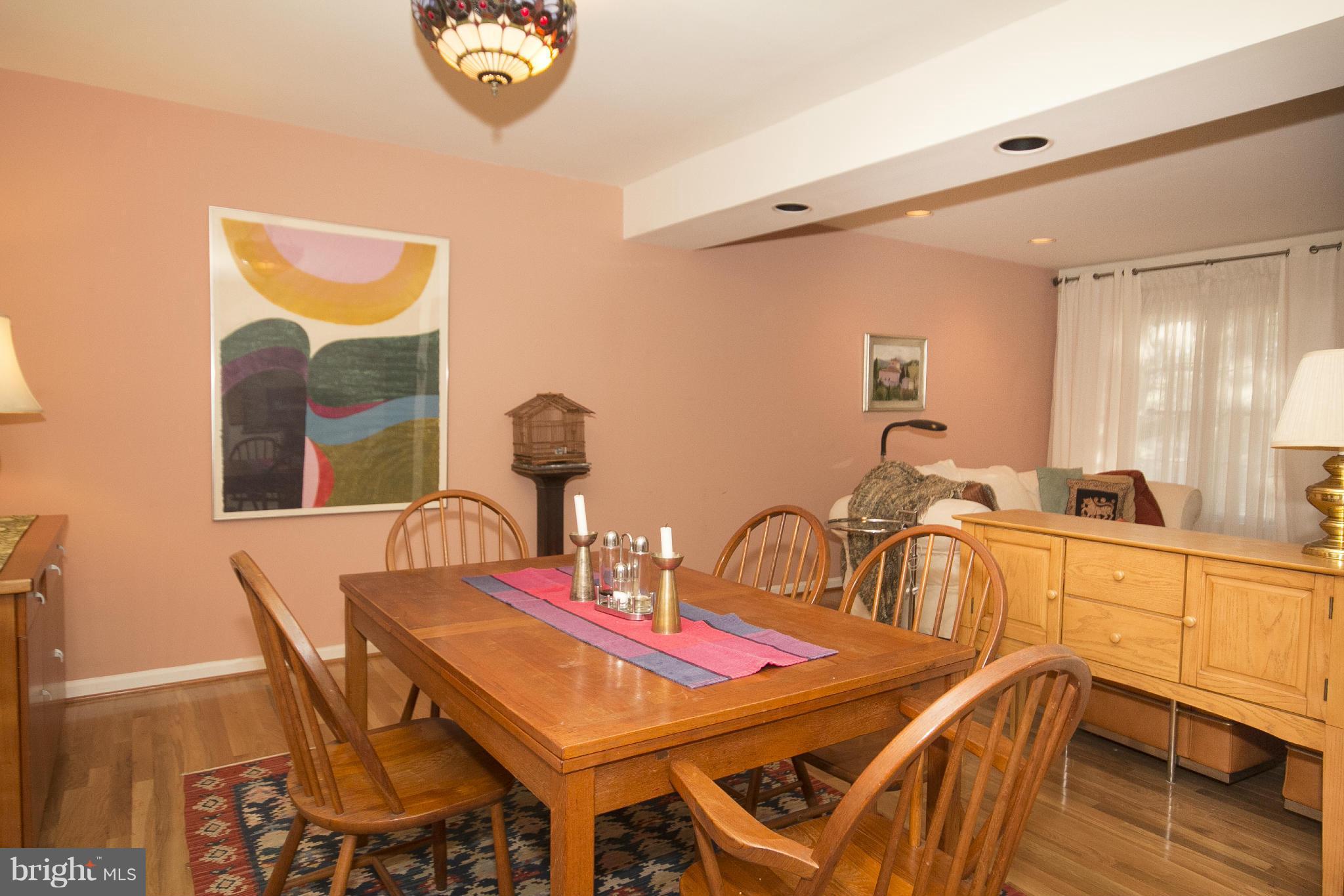 23 Raisin Tree Circle Pikesville, MD 21208 - Photo 6 of 22 Dining Room