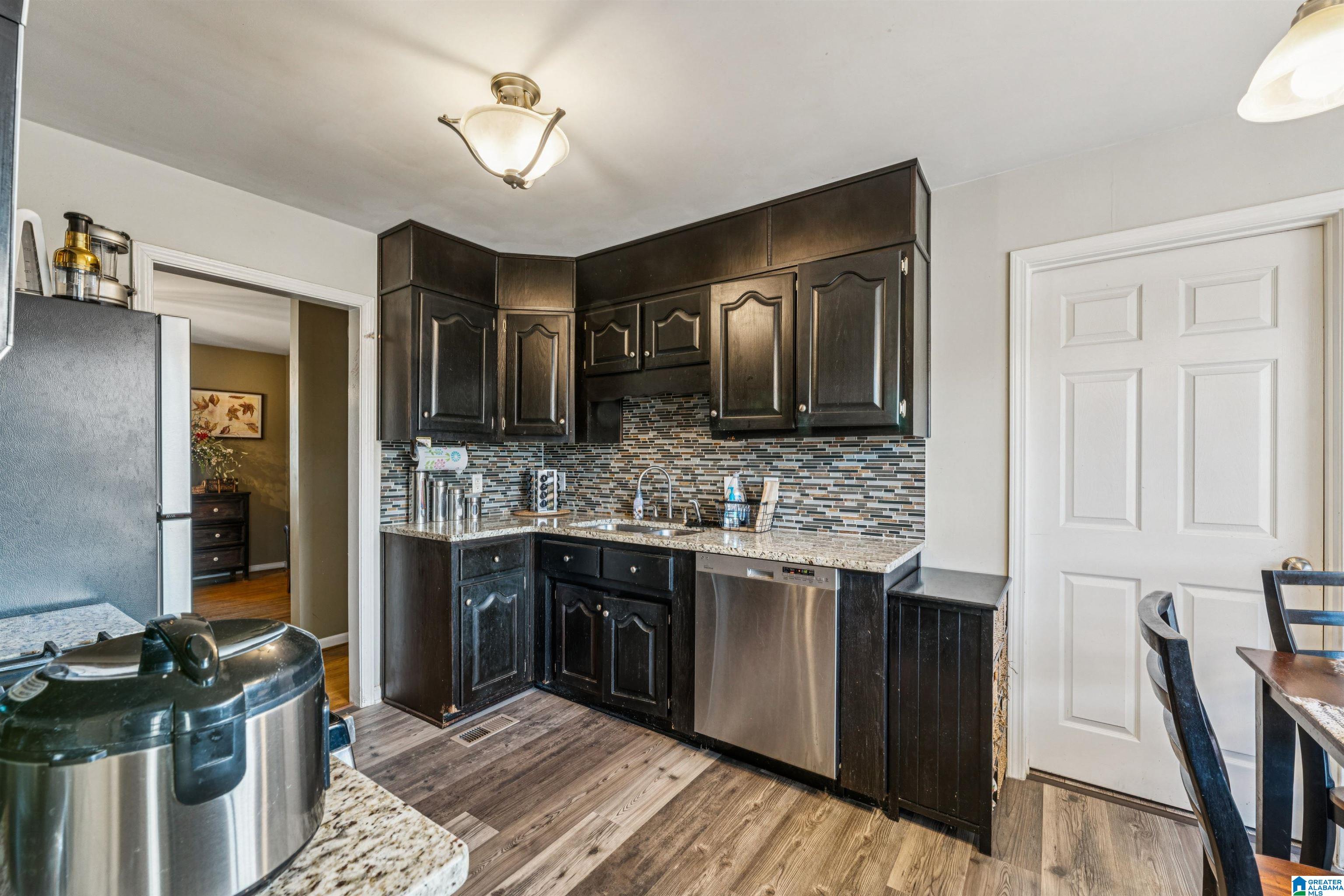287 South Hillcrest Road Odenville, AL 35120 - Photo 18 of 39