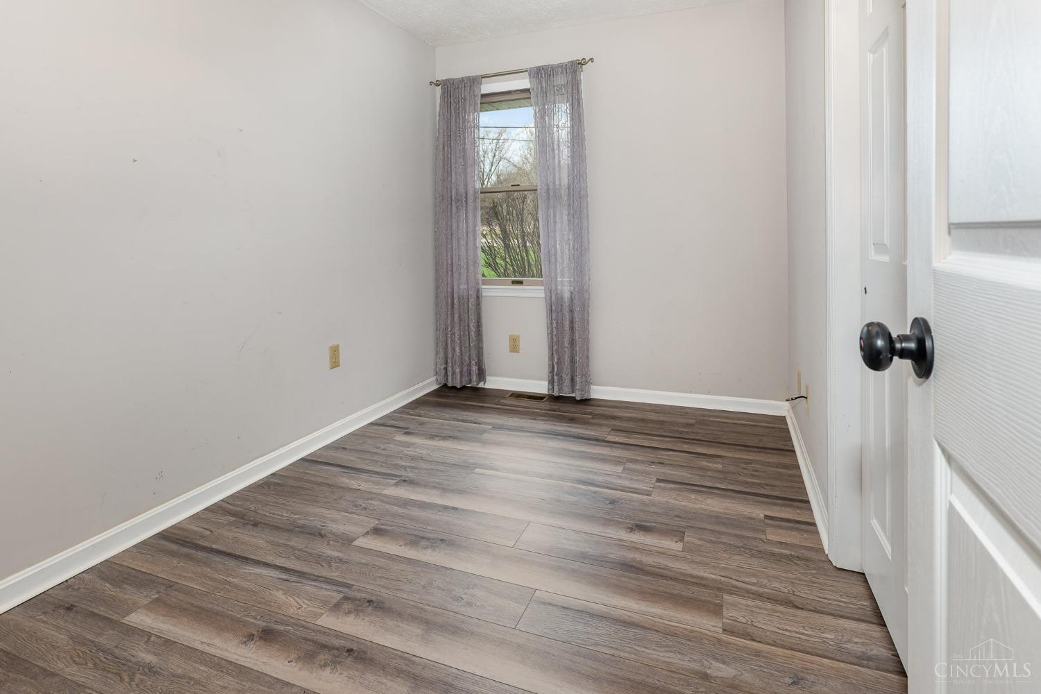 2094 Gardner Road Hamilton, OH 45013 - Photo 17 of 31