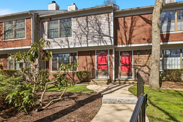 $405,000 | 195 Falmouth Road, Unit 12E, Mashpee, MA 02649