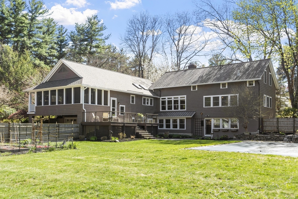 343 Holden Wood Road Concord, MA 01742 - Photo 2 of 41