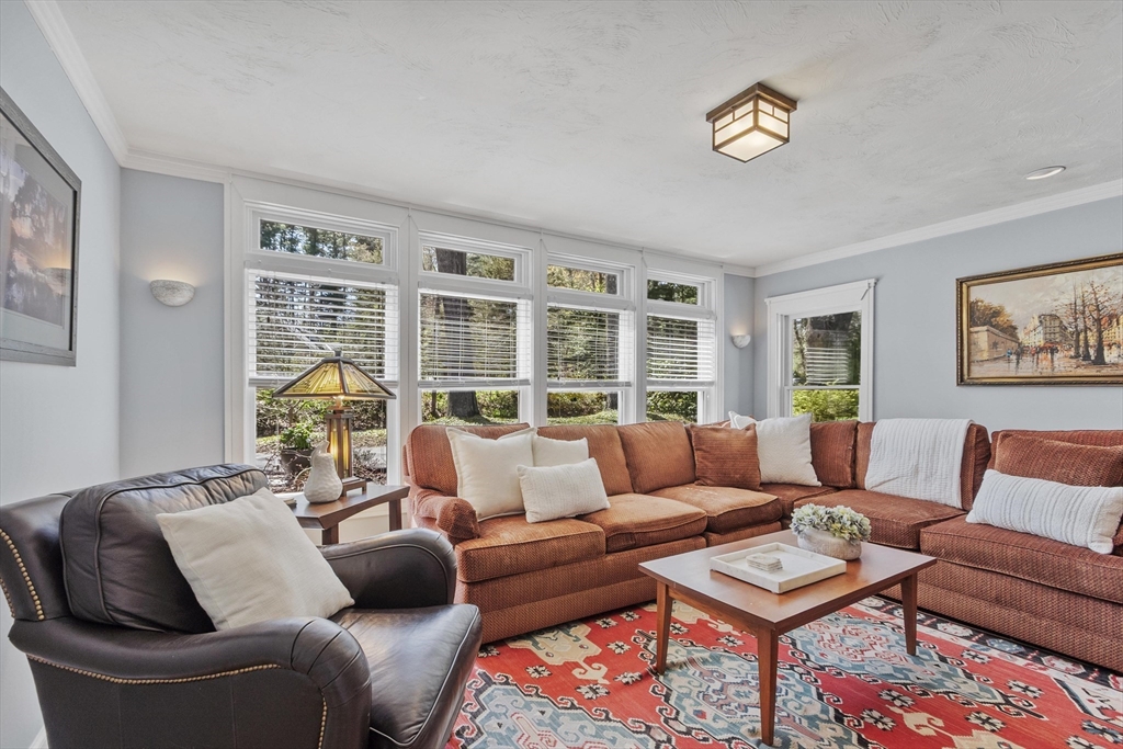 343 Holden Wood Road Concord, MA 01742 - Photo 5 of 41