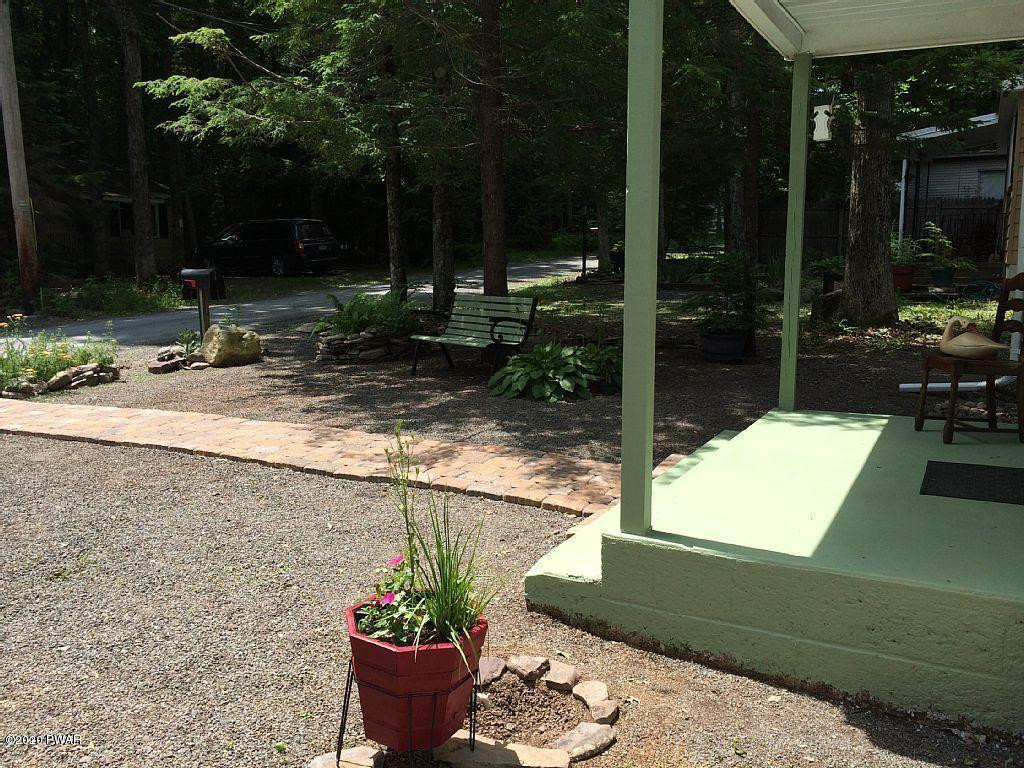 132 Tauschman Road Greentown, PA 18426 - Photo 4 of 14