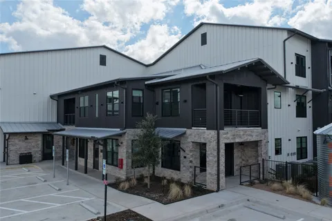 $289,500 | 634 Central Parkway, Unit 1212, New Braunfels, TX 78130