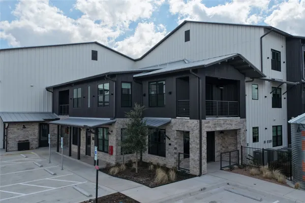 $289,500 | 634 Central Parkway, Unit 1212, New Braunfels, TX 78130