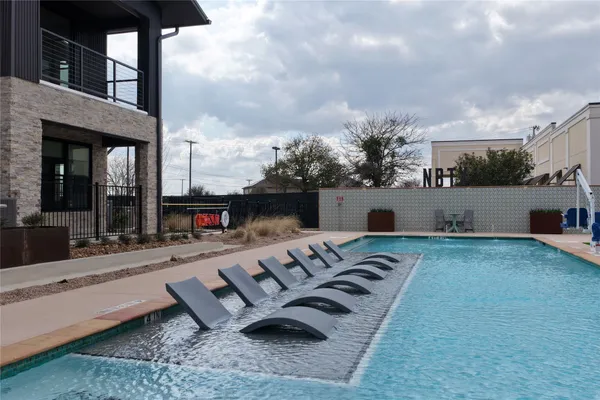 $289,500 | 634 Central Parkway, Unit 1212, New Braunfels, TX 78130