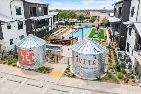 $289,500 | 634 Central Parkway, Unit 1212, New Braunfels, TX 78130