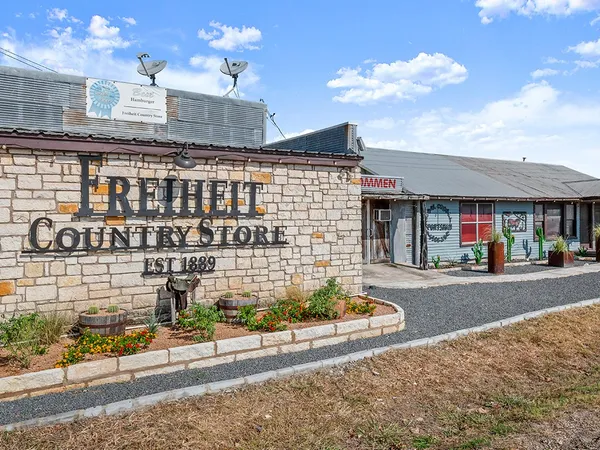 $289,500 | 634 Central Parkway, Unit 1212, New Braunfels, TX 78130