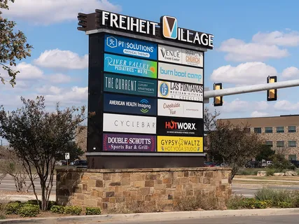 $289,500 | 634 Central Parkway, Unit 1212, New Braunfels, TX 78130