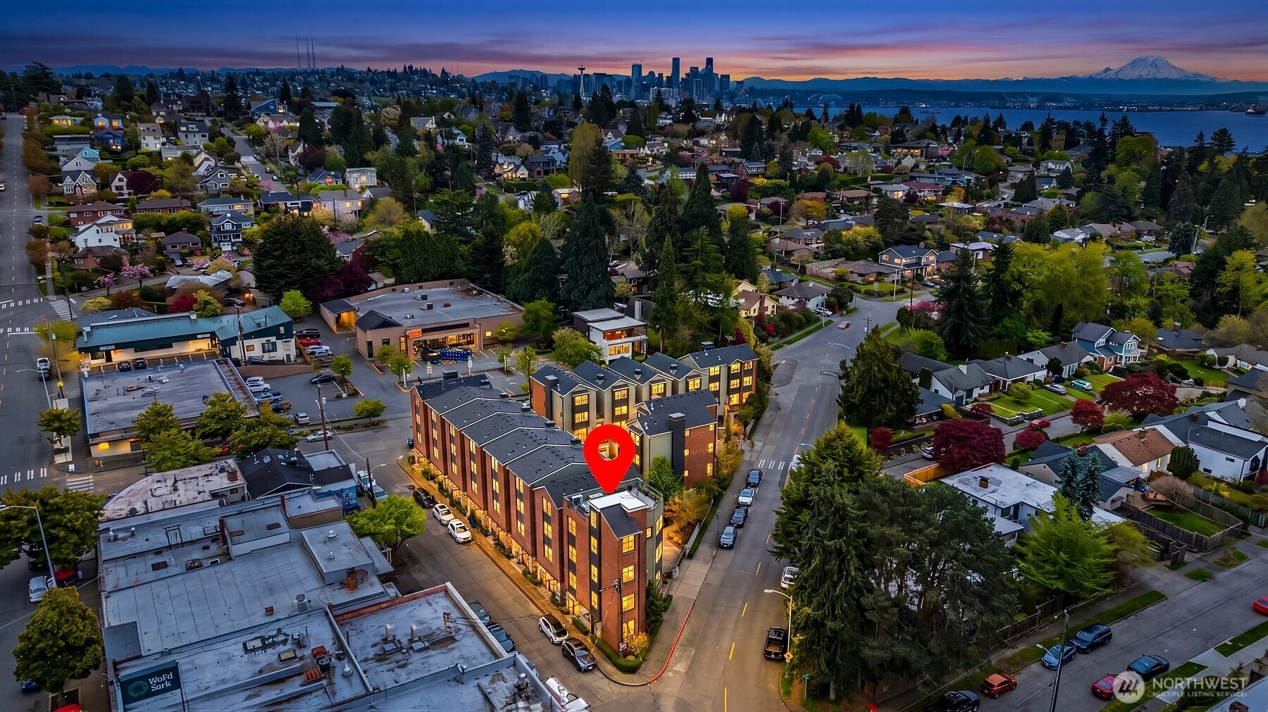 3215 West Lynn Street Seattle, WA 98199 - Photo 1 of 39