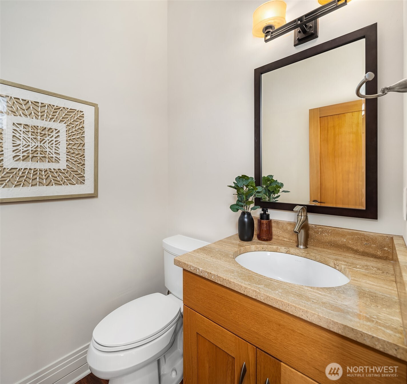 3215 West Lynn Street Seattle, WA 98199 - Photo 17 of 39