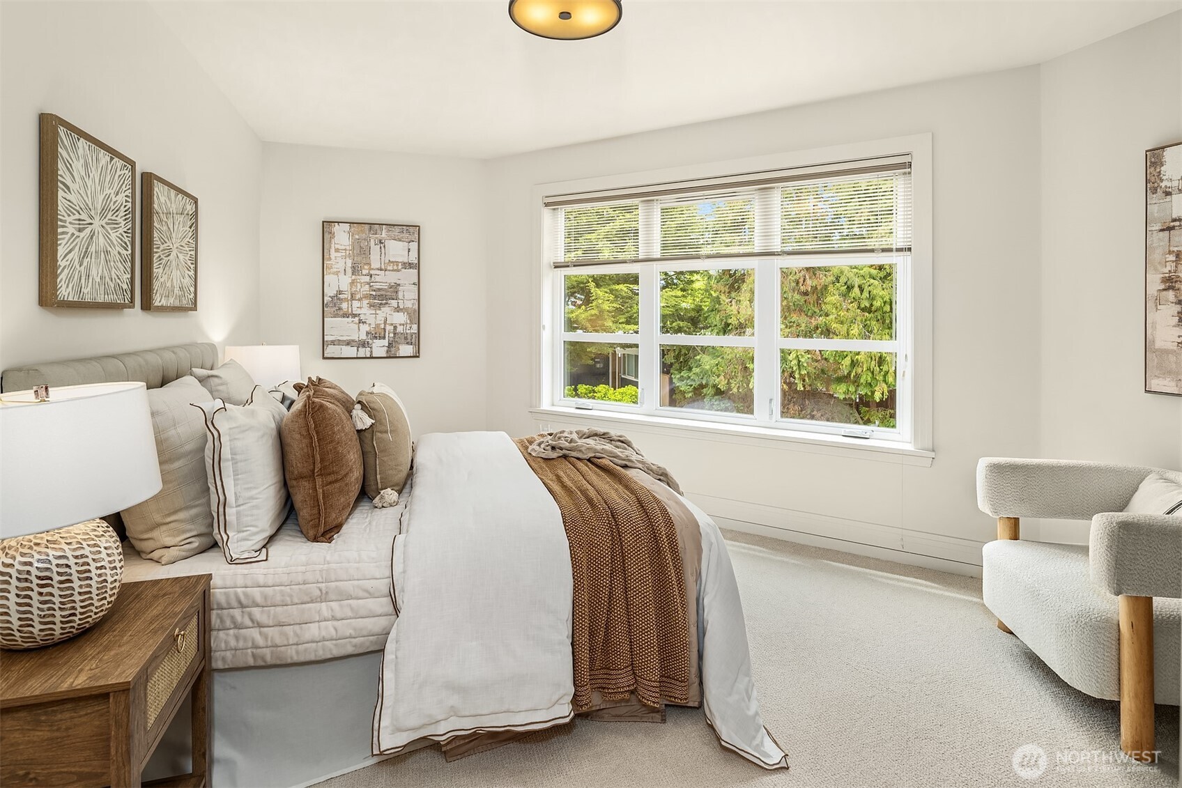 3215 West Lynn Street Seattle, WA 98199 - Photo 5 of 39