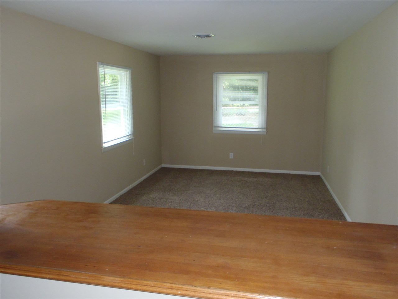 2008 Mathias Street Fort Wayne, IN 46815 - Photo 6 of 16 Gallery Image 6