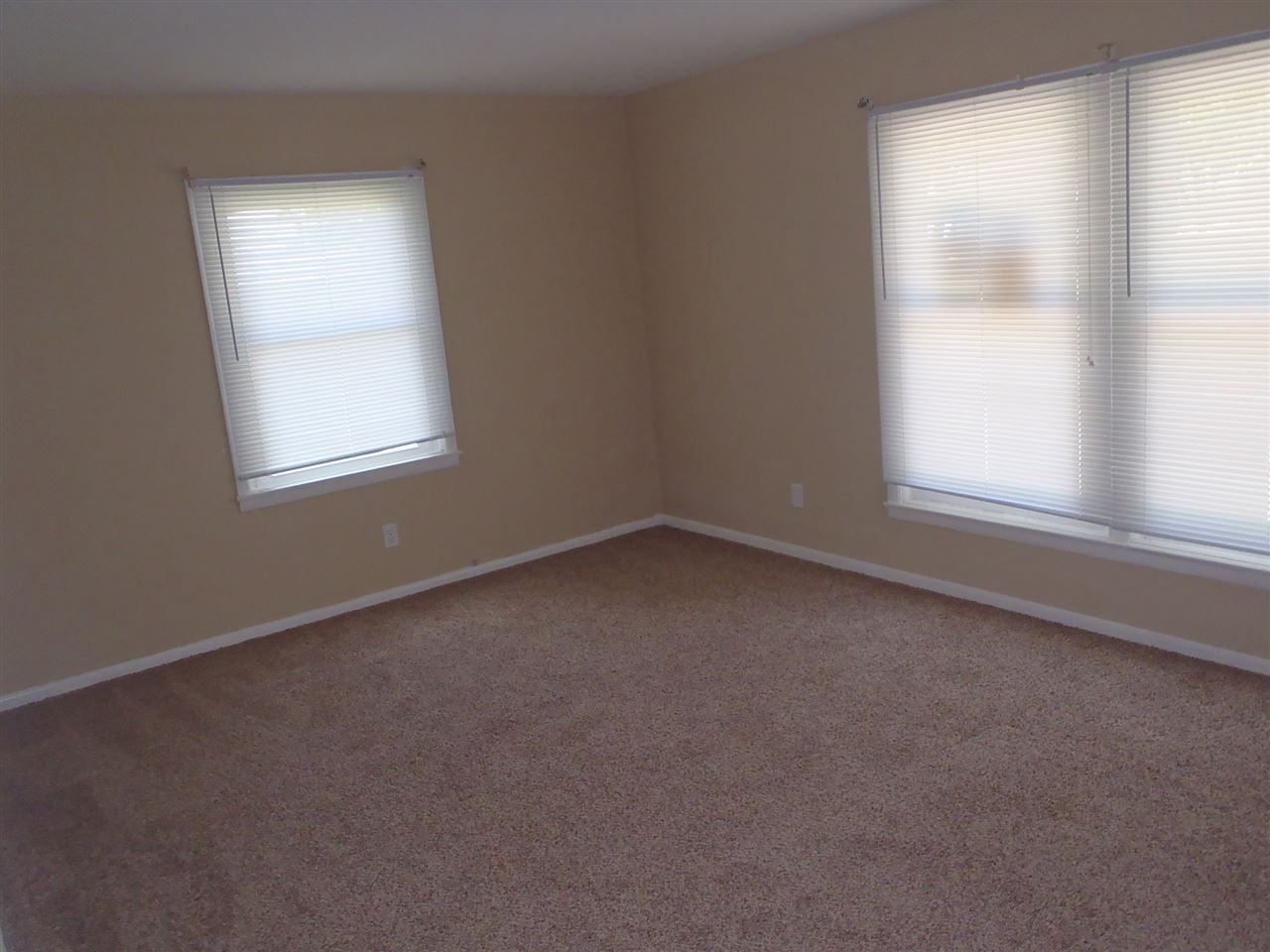 2008 Mathias Street Fort Wayne, IN 46815 - Photo 9 of 16 Gallery Image 9