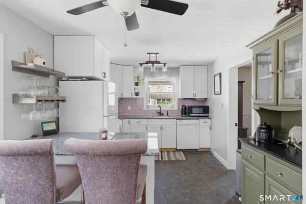 $360,000 | 961 Windsor Avenue, Windsor, CT 06095